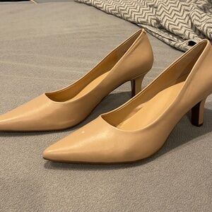 Trotters Camel Leather Heels, Size 9, Pre-owned Excellent Condition